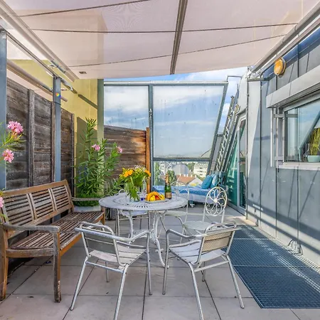 360° View Loft 2-3